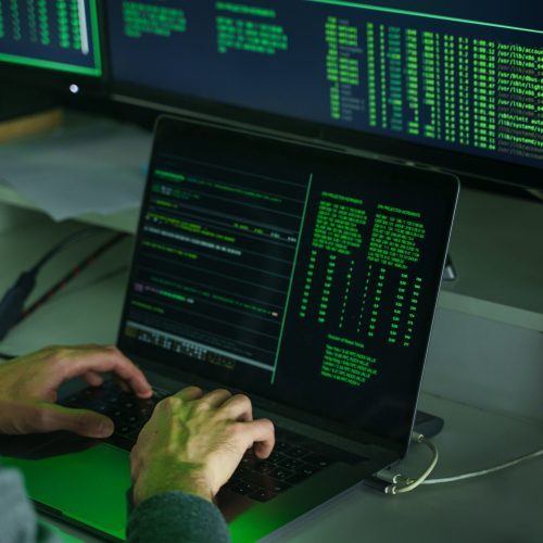 hacker-hands-using-laptop-computer-to-code-qltz60bsslvqnbfpkid7qne0icjvn4hnggvv2pf53c